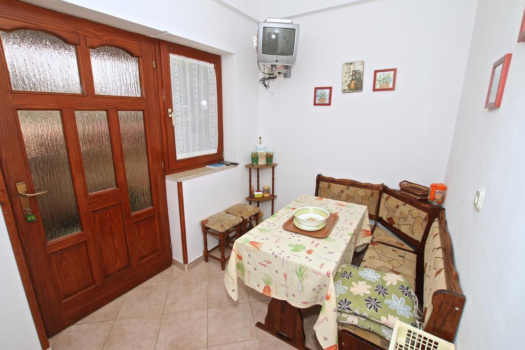 Apartments Ritosa Poreč Kamer foto